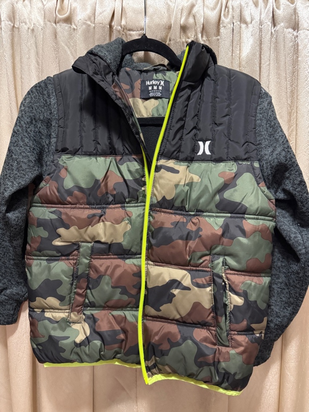 Hurley Camo Puffer Jacket with Gray Knit Sleeves and Neon Trim